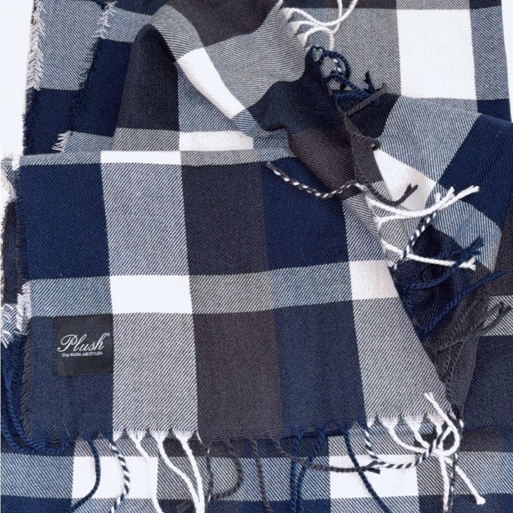 Women's Navy and Charcoal Plaid Scarf